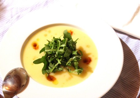 Vellutata di patate, mele e rucola